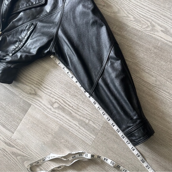 Vintage Wilson Classic Black Leather Jacket Medium - Picture 16 of 16